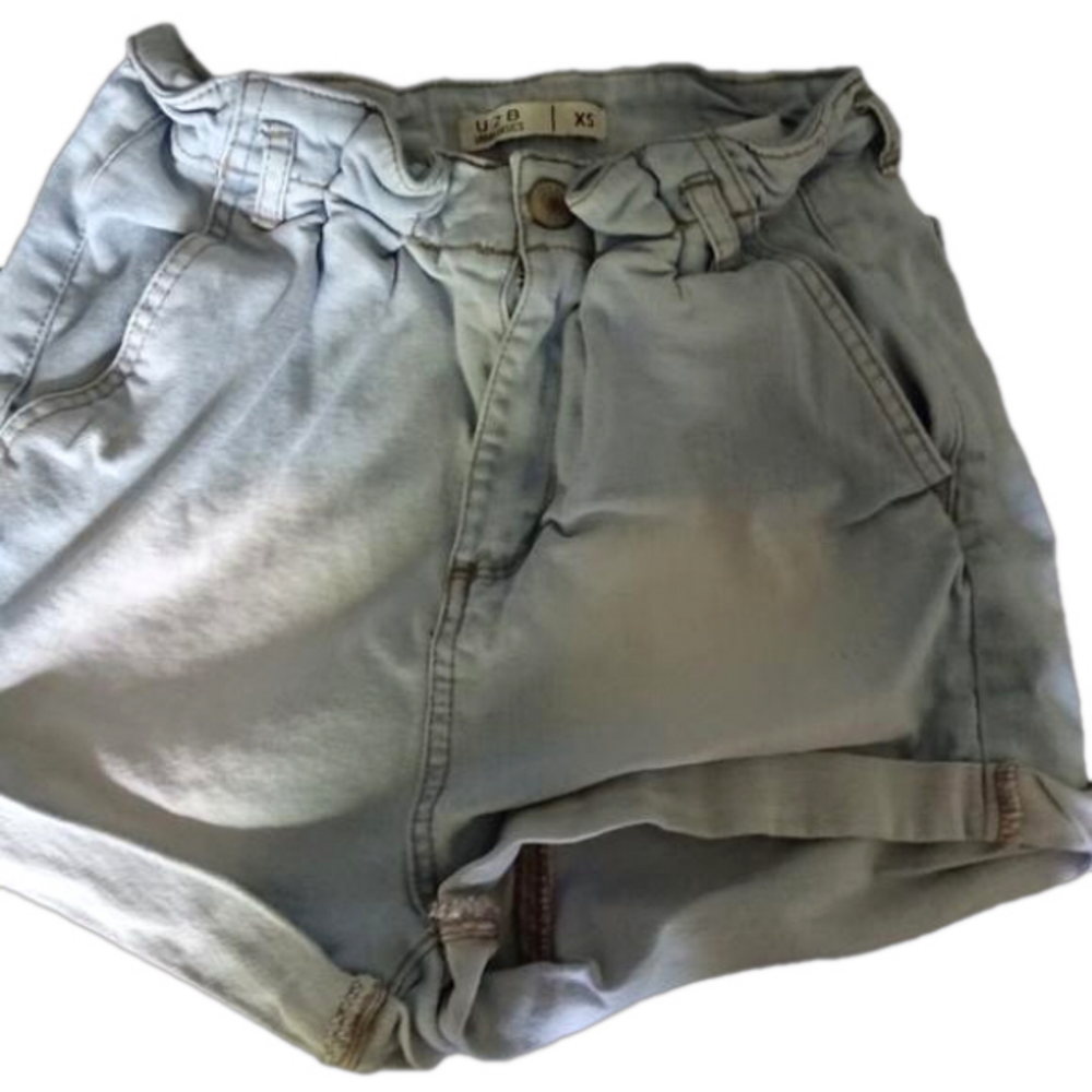 U2B URBAN BASICS HIGHWAISTED SHORTS